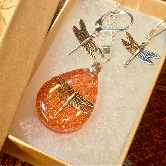 Dragonfly in Amber